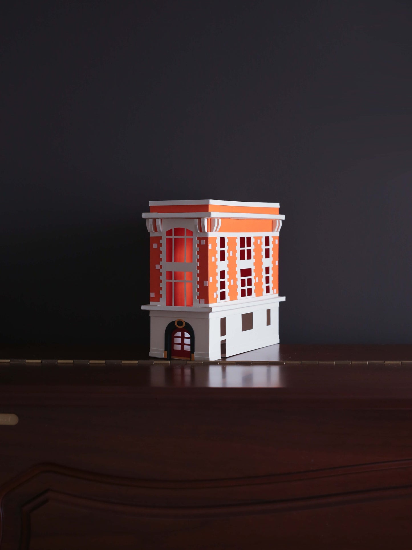 papercraft Hook& Ladder 8 by ElkaYang