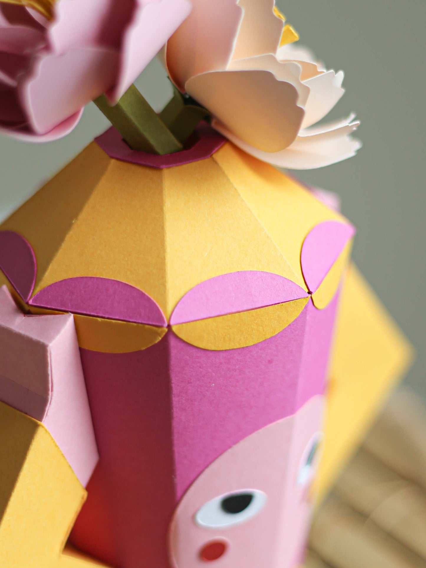 papercraft flower in vase by ElkaYang