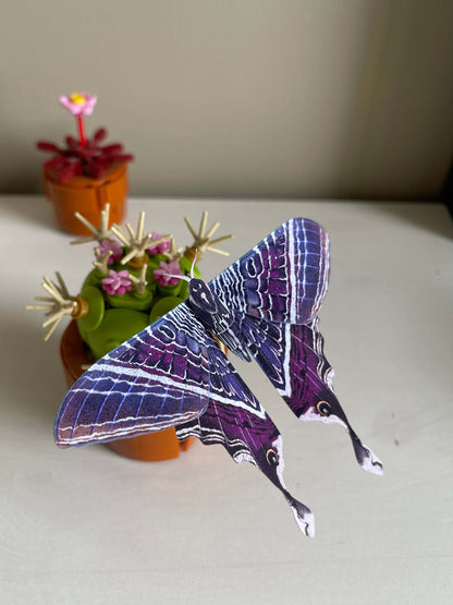 DIY Paper Moon Eyetail Moth