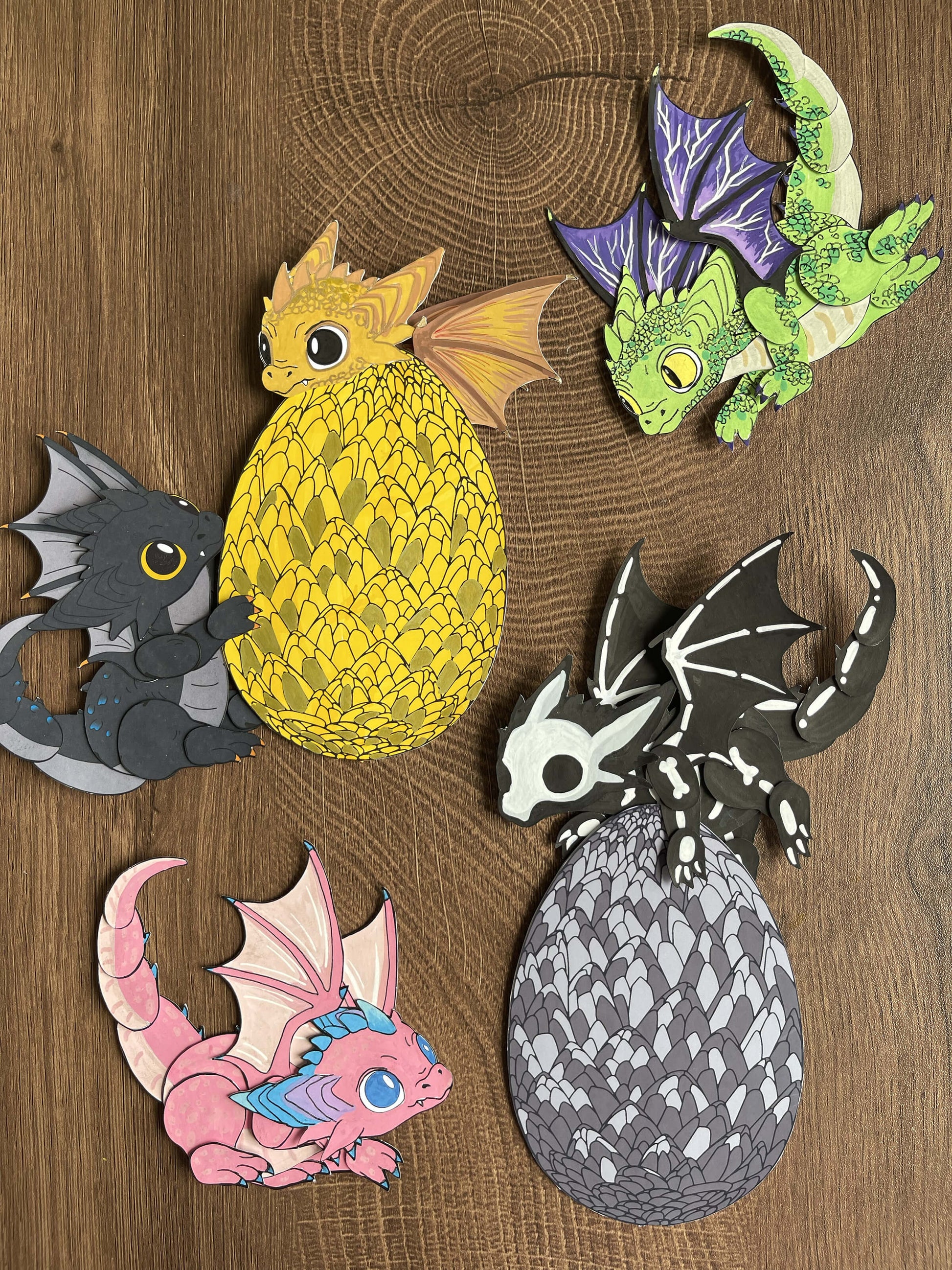 baby dragon paper doll and dragon eggs